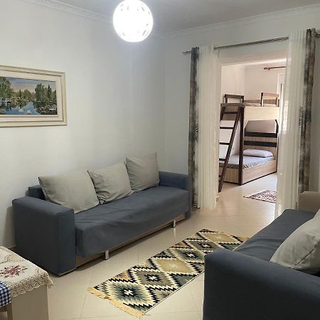 Guest House Taverna Laberia 3 Gjirokaster Luaran gambar